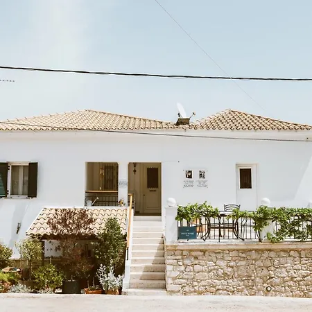 Villa The Durrell White House *