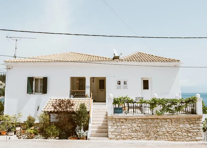 ヴィラ The Durrell White House *